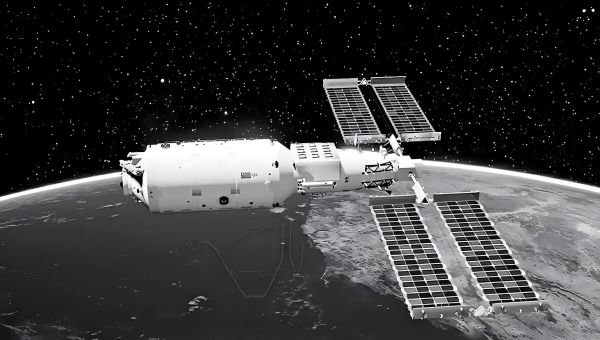 我国空间站大型对日定向装置“首秀”成功：“中国太阳花”绽放太空
